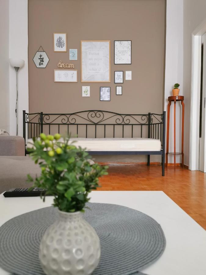 Central Apartment Καλαμάτα Εξωτερικό φωτογραφία